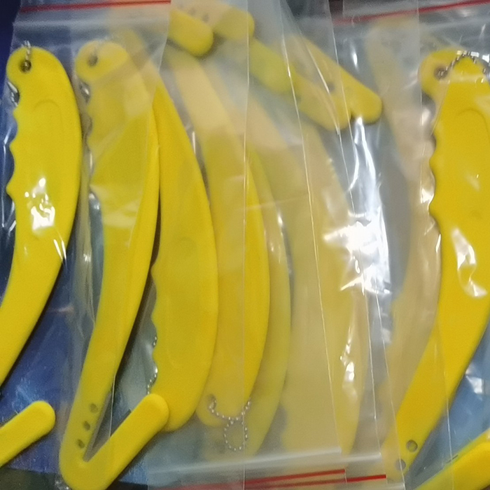 Ear Tag Removal Tool - Multi-Cutter